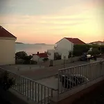 Jusepe Апартаменты Трогир