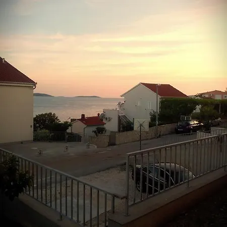 Jusepe Lägenhet Trogir